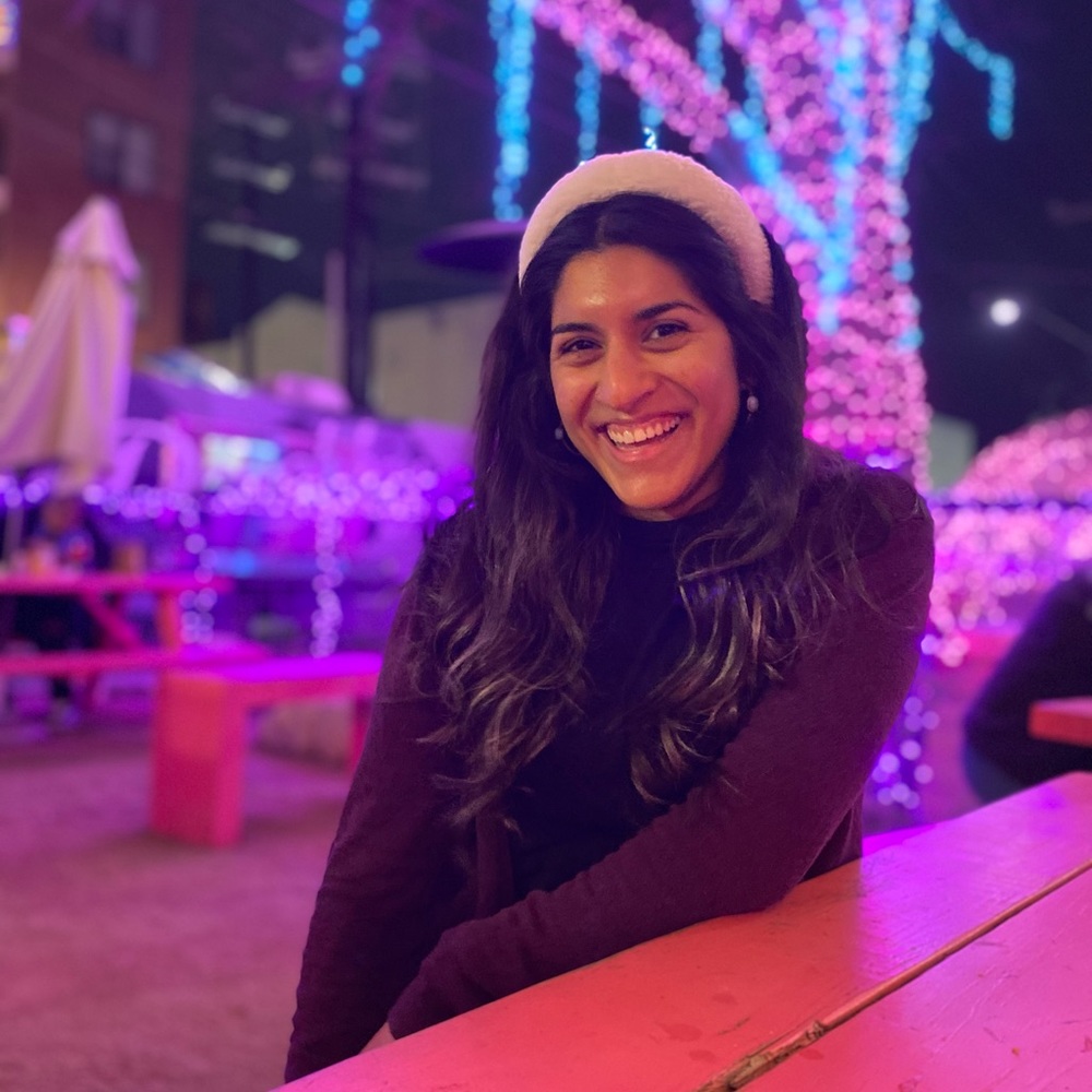 Meet your Posher, Dominique